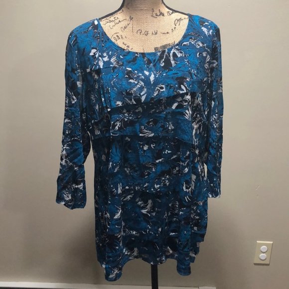 {Alfani} Abstract Print Layered Raw Hem Blouse - Picture 3 of 7